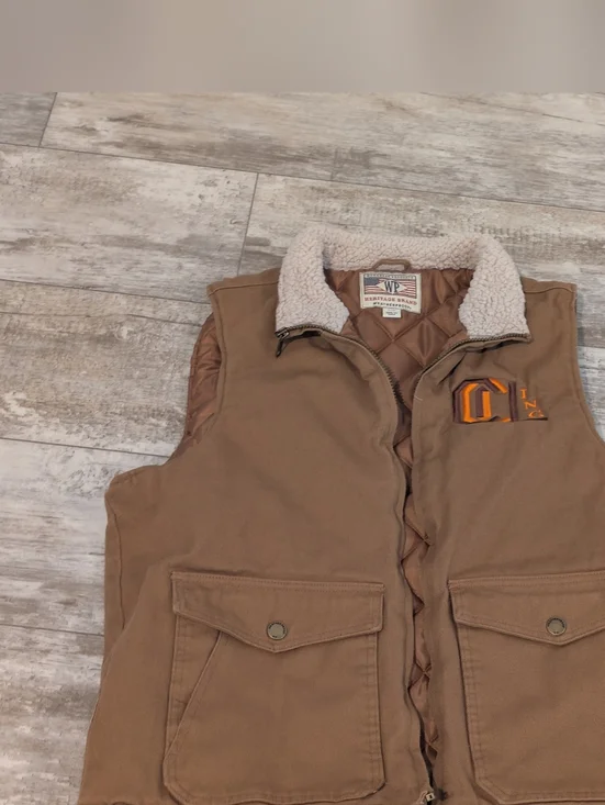 Weatherproof Quilted Vest with Sherpa Collar in Tan and Cream Size L - Picture 6 of 14